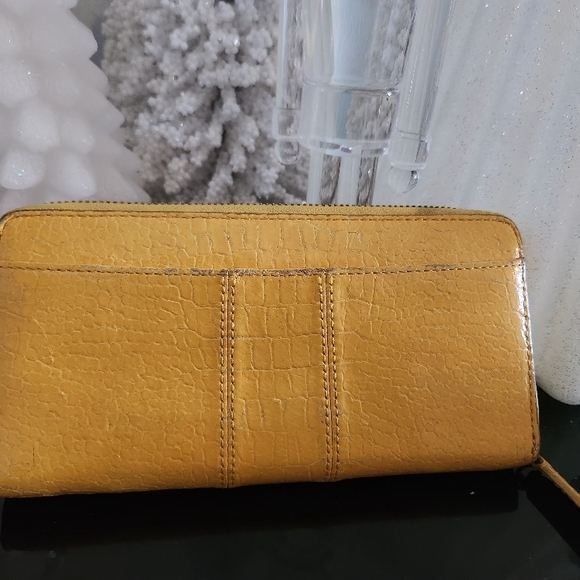 Yellow Designer Women's Wallet - Picture 4 of 6